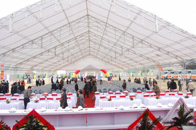 Báo giá cho thuê sân khấu di động.