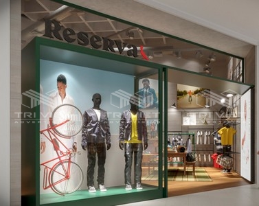 Thi công showroom thời trang nam