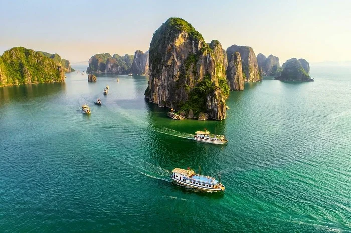 các địa điểm du lịch nổi tiếng ở Việt Nam