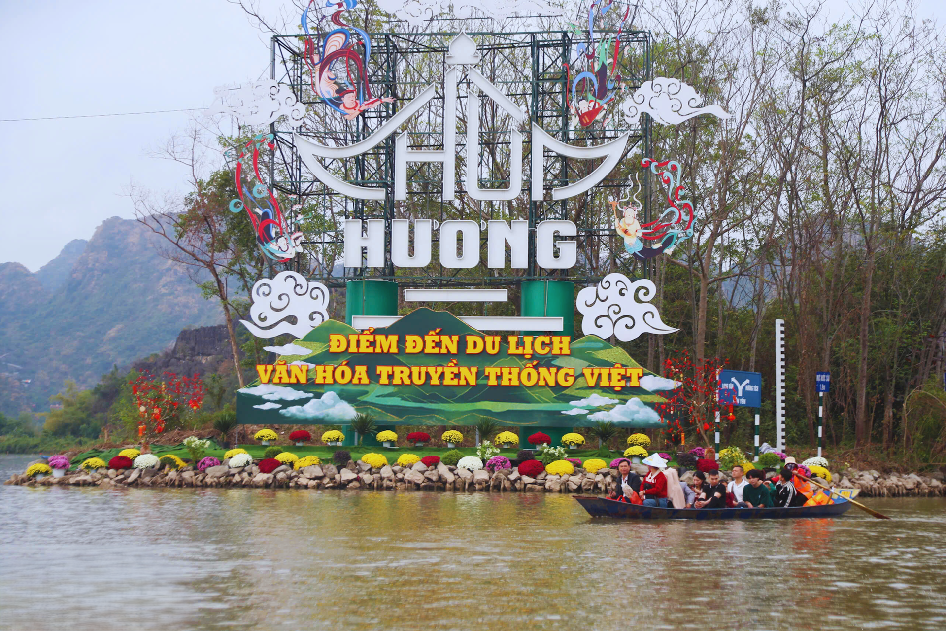 các địa điểm du lịch nổi tiếng ở việt nam