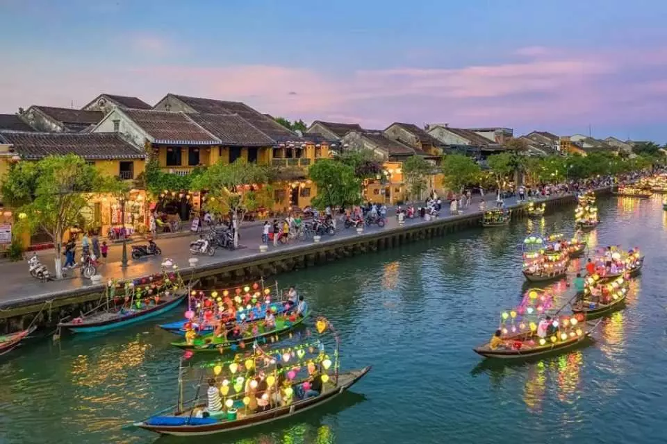 các địa điểm du lịch nổi tiếng ở việt nam