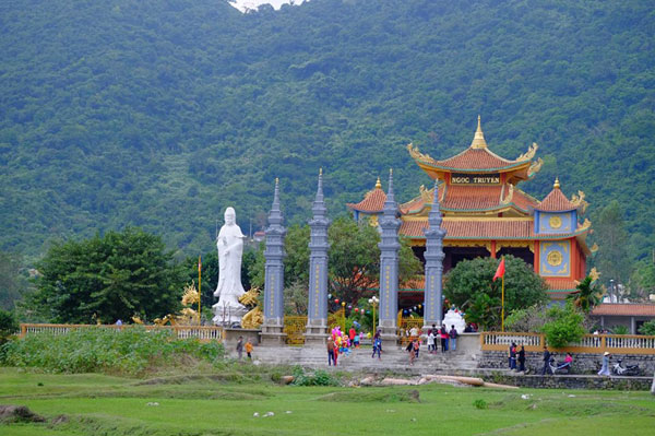 các địa điểm du lịch ở việt nam
