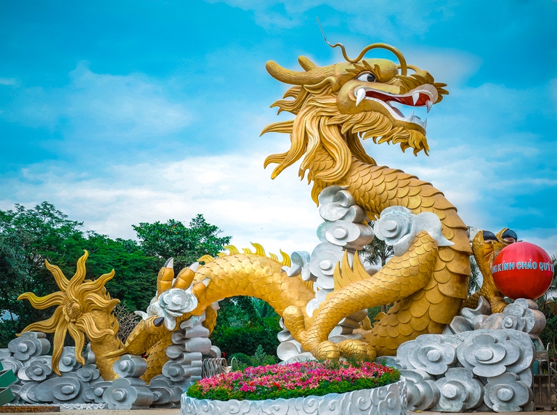 những địa điểm du lịch nổi tiếng ở việt nam