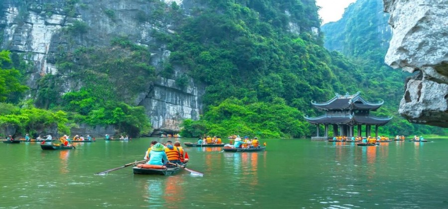Khám Phá Những Nơi Nên Du Lịch Ở Việt Nam Trong Năm 2025