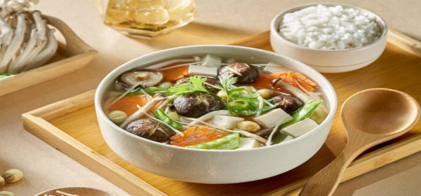 Canh Chay Thập Cẩm Bổ Dưỡng – Món Ngon Cho Ngày Ăn Chay